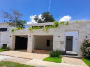 Residencia/ VENTA En Privada KUTZ en Yucatan Country...
