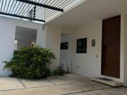 Residencial Arbolada: Casa amueblada / Furnished Home