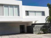 Residencial de un nivel en venta en privada exclusiva en...