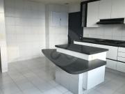 Residencial La Perla: Departamento en venta en Bosques...