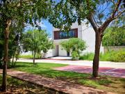 Residencial Moderna en el exclusivo Fraccionamiento...