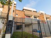 Residencial Rinelli IV Sobrado de frente pra rua com 3...