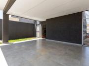 RESIDENCIAL SOLARE – CASA 3 QUARTOS COM PISCINA E...