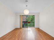 Resort Style Apartment Opposite Sydney Park