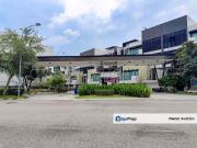 [Resort style environment with lush greenery] Exclusive...