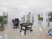 Resort Style Family Oasis with Pool, 3 Living Rooms &...