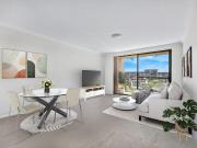 RESORT STYLE LARGE 2 BED 2 BATH 2 CAR TOP LEVEL...