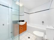 Resort Style Two Bedroom Apartment with Lock Up Garage