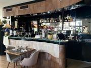 RESTAURANT AVEC FORTE ACTIVITÉ A REMETTRE