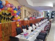 RESTAURANT DANS UN QUARTIER ANIME