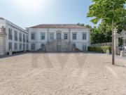 Restelo | Apartamento T3+1 com Jardim Privativo num...