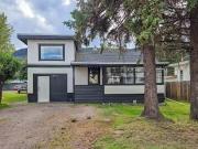 Retail for sale in Smithers, Smithers And Area, 3883 3rd...