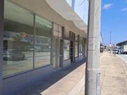 retail shop to let on cape road