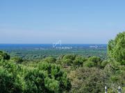 Retiro costeiro contemporâneo perto de Melides com vista...