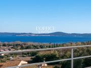 Rez de jardin rénové avec vue mer