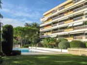 REZ DE JARDIN – RÉSIDENCE DE STANDING AVEC PISCINE –...