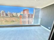 Edmundo Eluchans. Moderno departamento con amplia terraza