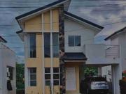 For Sale Single detached house, with big lot, 4...