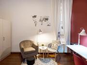 RH15 R2 High quality single bedroom with a balcony