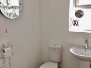 Rhyddings Terrace, Brynmill, Swansea SA2 0DR StudentDigz Ltd