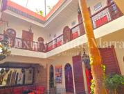 Riad avec terrasse et piscine