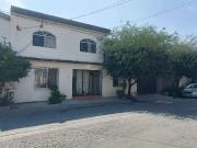 RIBERAS DEL RIO EN ESQUINA Y CON ALBERCA. MUY AMPLIA Y...