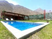 RICARDO PALMA, VENTA CASA CON PISCINA Y AMPLIO JARDIN