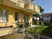 Riccione luglio agosto app. con giardino privato zona porto