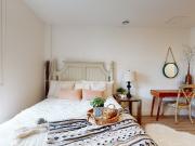 Richards Block 1 Bedroom Apartment for Rent at 10424 82...