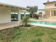 Descrizione Splendida villa con piscina e depandance... Descrizione Splendida villa con piscina e depandance...