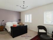 Richmond Cresent, Epsom