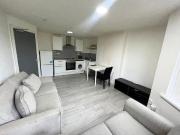 Richmond Road, Cardiff CF24, 2 bed flat to rent, £1,100...