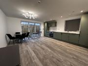 Richmond Road, Cardiff CF24, 2 bed flat to rent, £1,500...