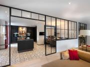 RIEDENBURG | 265 m² Luxus Gartenwohnung mit Pool vor den...