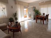 RIELLS Y VIABREA PUEBLO: CHALE ESQUINERO Y ADAPTAD0 EN...