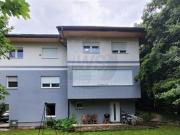 Riesiges Mehrfamilienhaus für 3 Familien Preis auf Anfrage