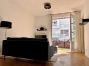 Right in the middle of Berlin: Modern, beautiful...