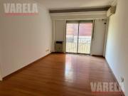 Riglos 800 P2° Con Renta: 4 amb. cfte. c/ balcón...