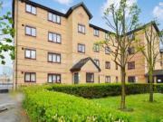 Ringwood Gardens, London E14, 1 bed flat to rent, £1,703...