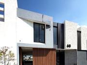 Río Altozano, Donde la elegancia se encuentra con el...