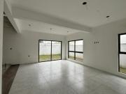 RIO DEL DORADO, Casa en VENTA con recamara en planta...