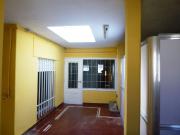 RIO TERCERO CENTRO CASA DOS DORMITORIOS VENDE