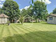 Riocaud: Authentique longère en pierre avec piscine et...