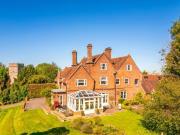 Risborough Road, Great Kimble, 6 Bedroom Detached