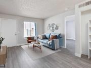 Rise Camelback 2 Bedroom Apartment for Rent at 5038 N...