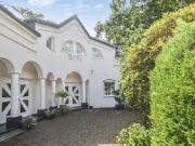 Rissen repräsentativ u. großzügig: 7 Zimmer Twin Villa...