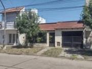 RIVADAVIA 7755 VENTA CASA 1 DORMITORIO