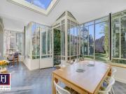 RIVE DROITE MAISON FAMILIALE d'EXCEPTION avec JARDIN...