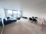 River Crescent, Nottingham NG2, 2 bed flat to rent,...