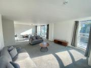 River Crescent, Nottingham NG2, 4 bed flat to rent,...
